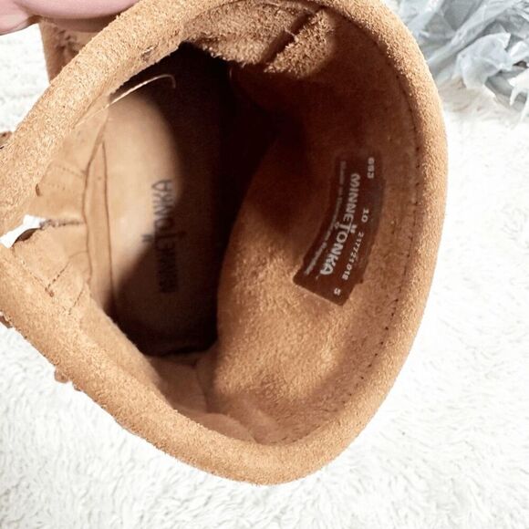Minnetonka Double Fringe Side Zip Boot Ankle Bootie Moccasin Size 10 - Picture 6 of 8